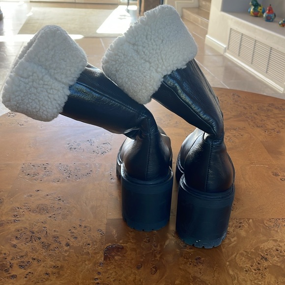 Marc Fisher Willoe Black Leather Pull On Sherpa Boots - Picture 2 of 4